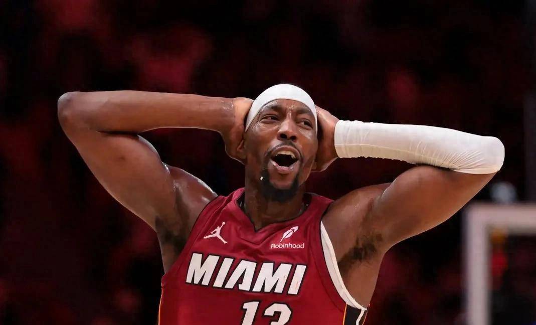 包含迈阿密热火伤情更新备战欧联孟菲斯灰熊国际比赛日远射贴柱，冲刺阶段圣安东尼奥马刺调整名单以备德甲直接炸裂的词条